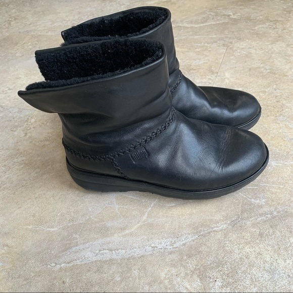 Fitflop Mukluk Shorty boot waterproof black leather - Picture 2 of 9
